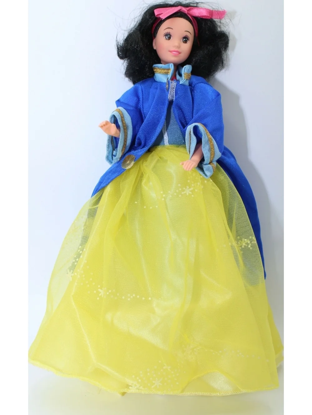 Vintage Disney Snow White and The Seven Dwarfs Complete Set Barbie Doll 8 Pieces
